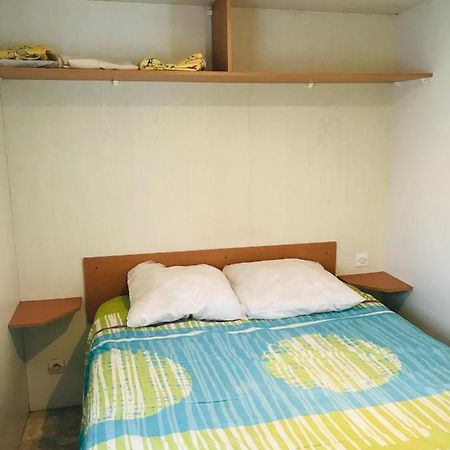 Mobil'Home Dans Camping Bec-de-Mortagne Exterior photo